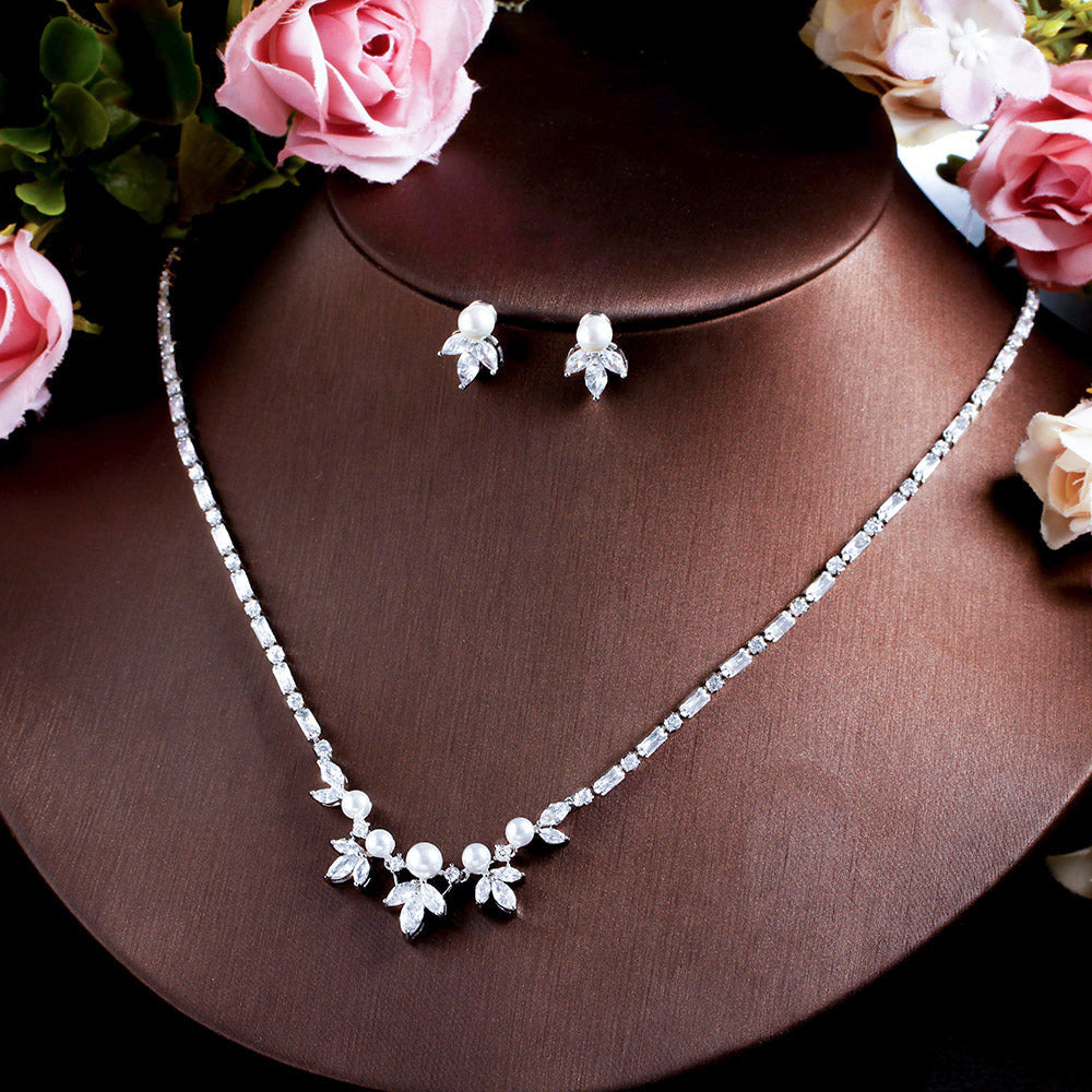 Simple and elegant set