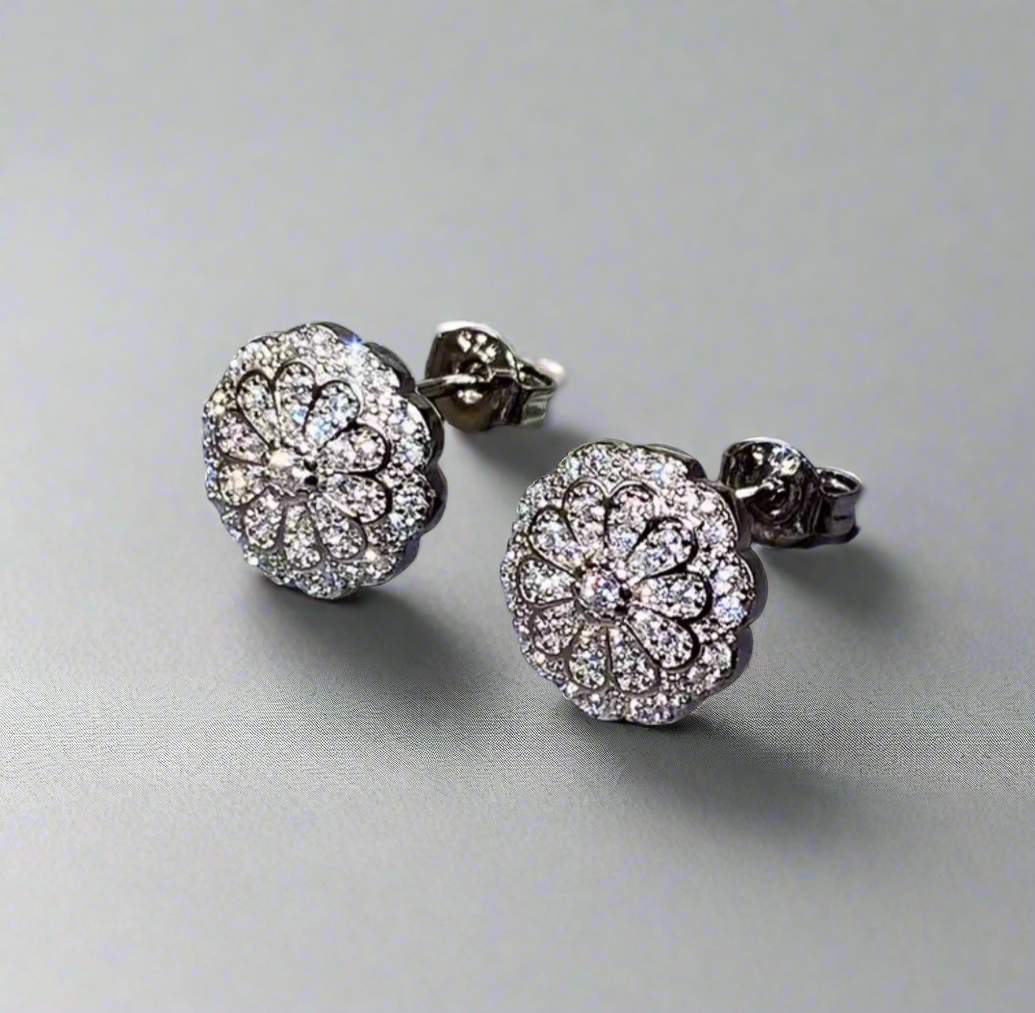 Floral stud earrings