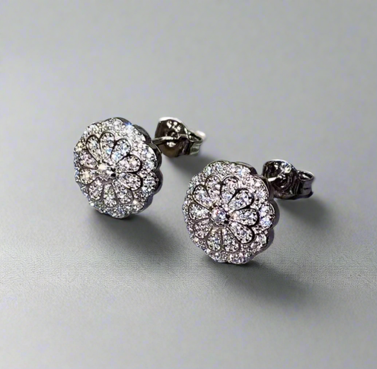 Floral stud earrings