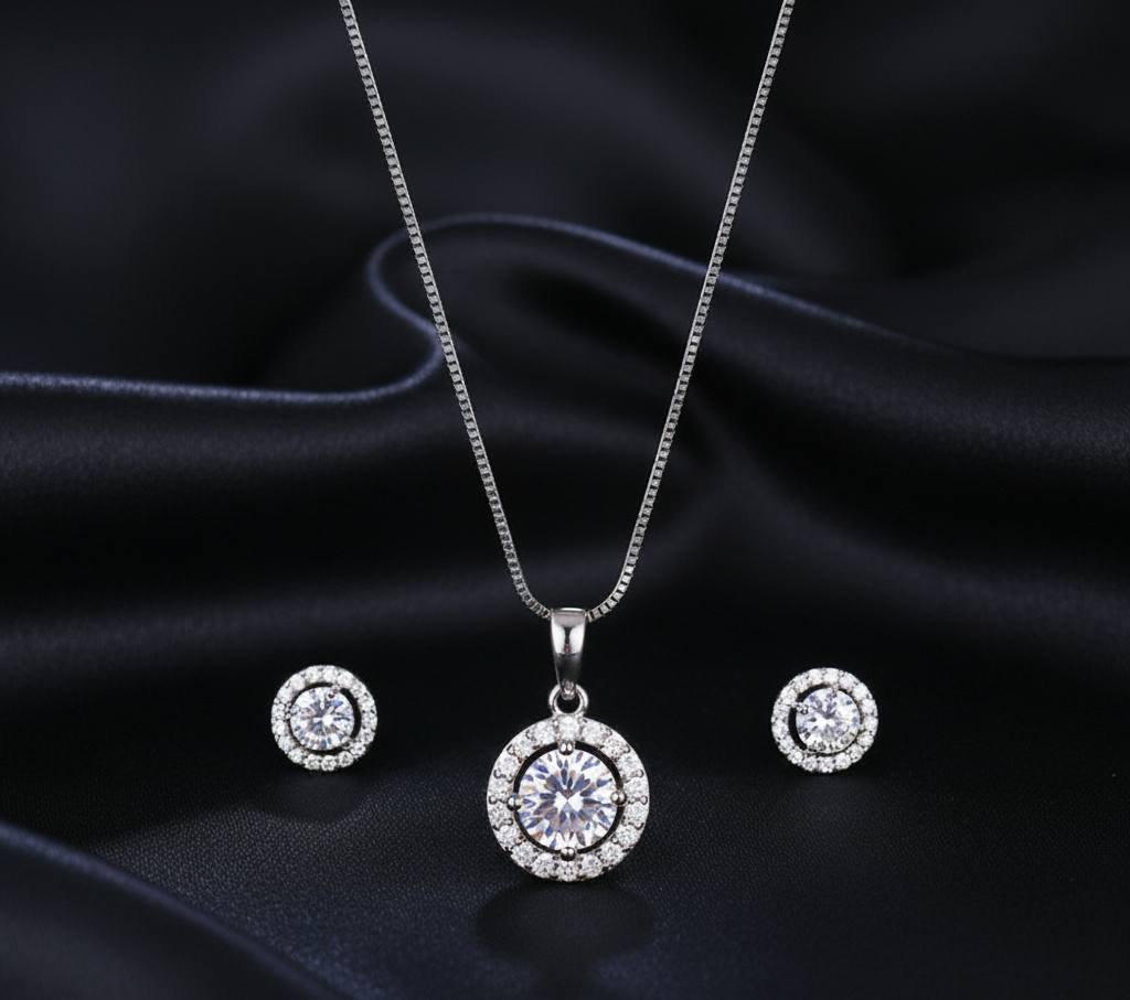 Simple and elegant round necklace and earrings