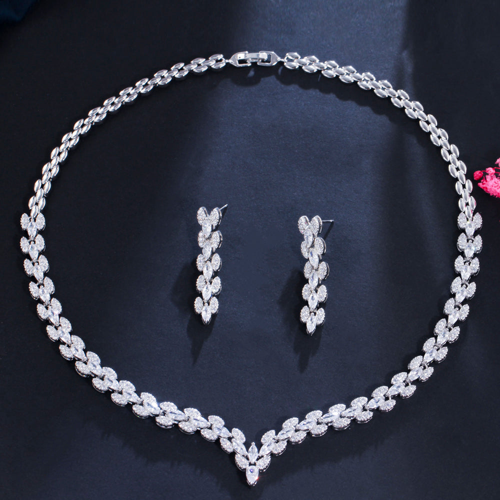Elegant Marquise set