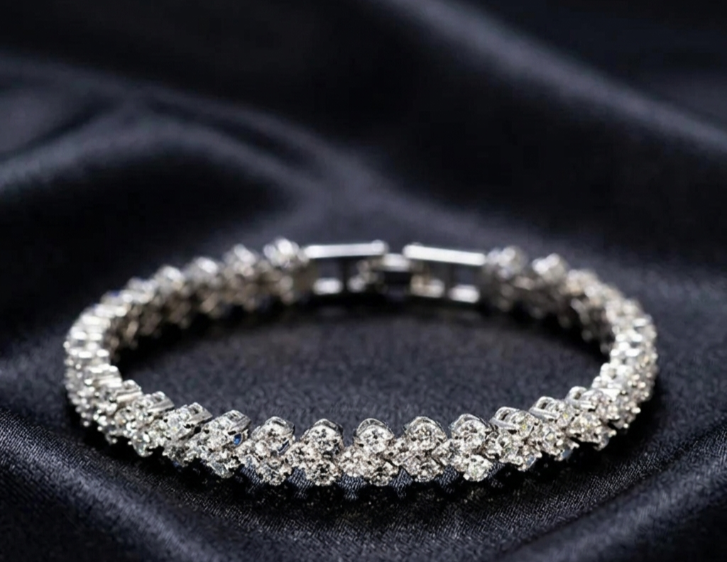Luxury geometric chain bracelet
