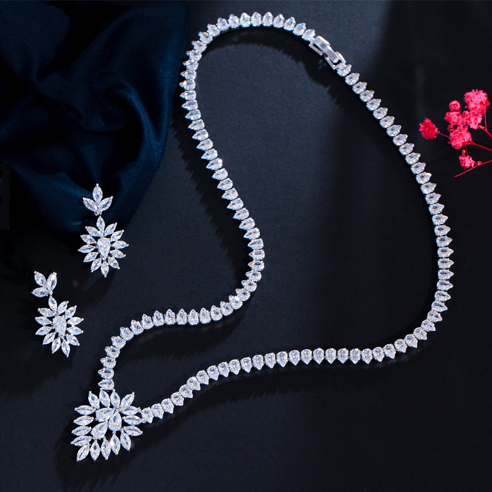 Elegance shiny leaf set