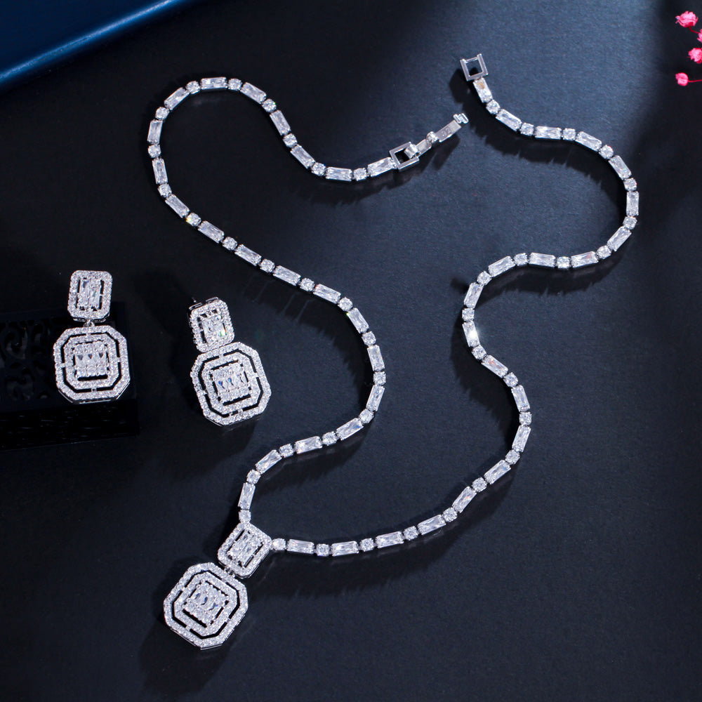 Shiny squared set