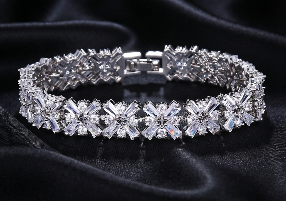 Luxury crystals bracelet