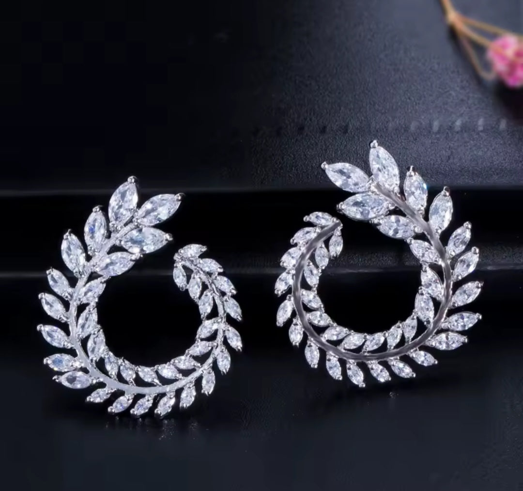 Sparkly round leaf marquise earrings
