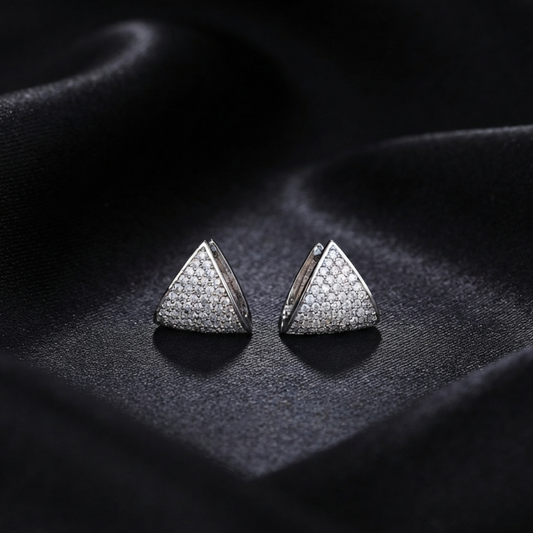 Brilliant triangle clip on earrings