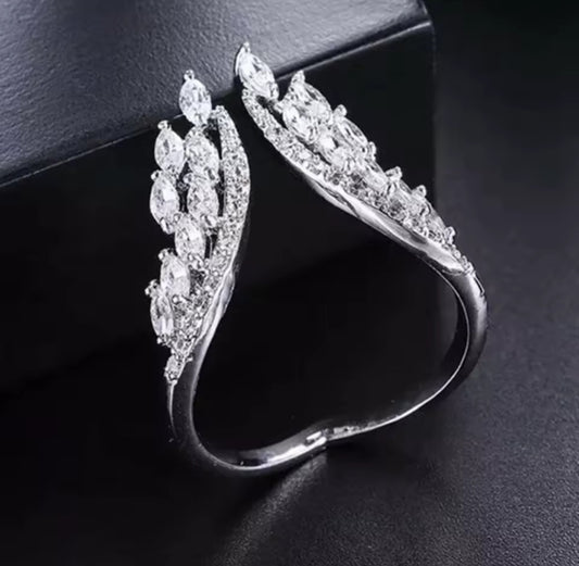 Wings ring size 7