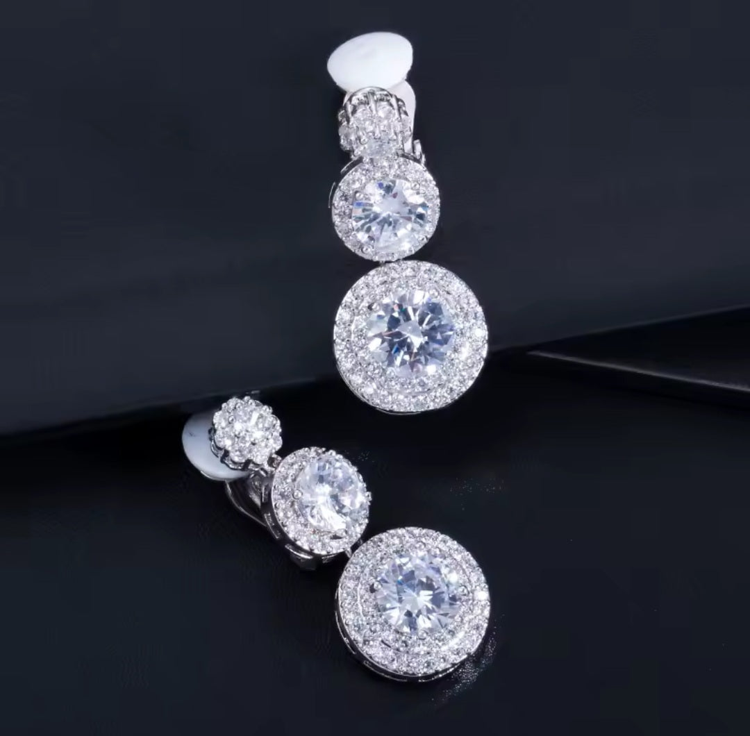 Clip on round earrings