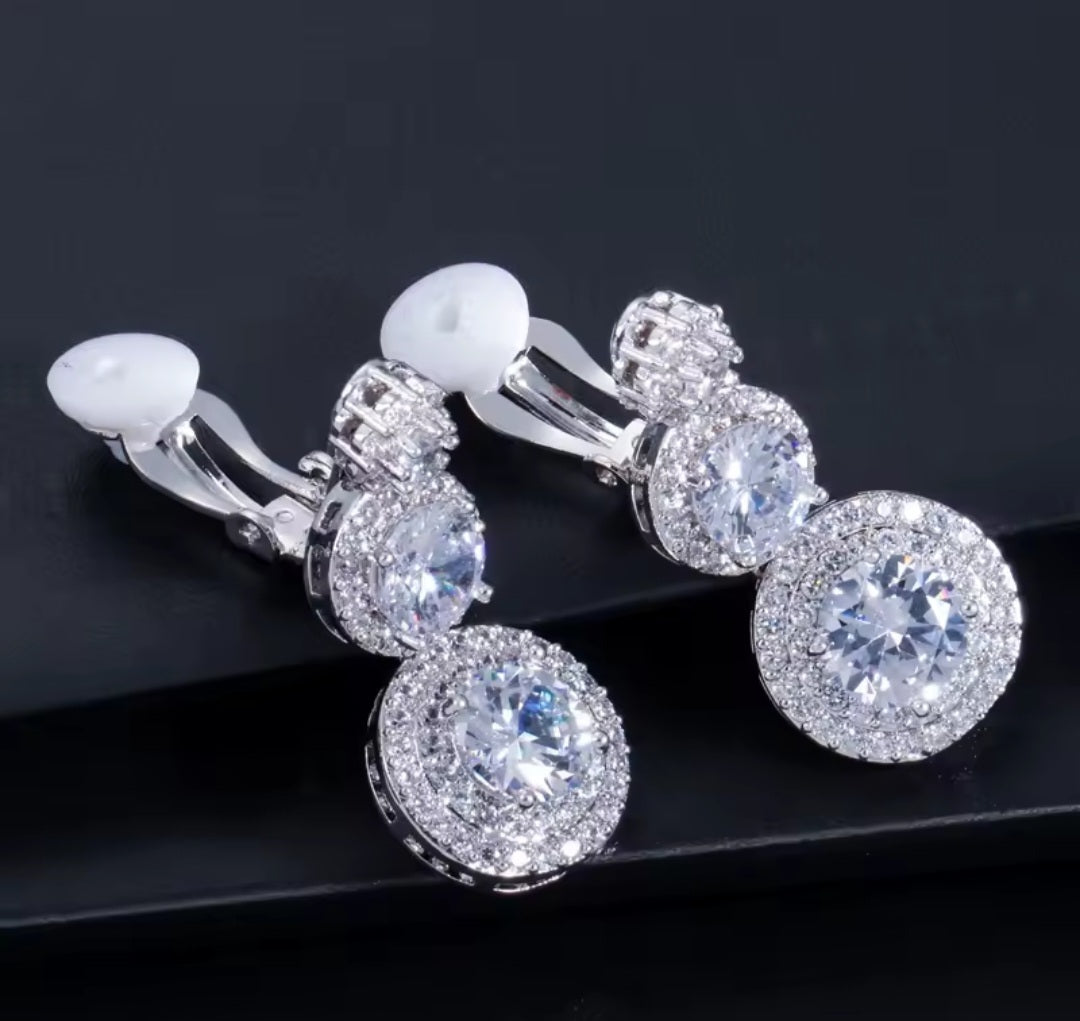 Clip on round earrings