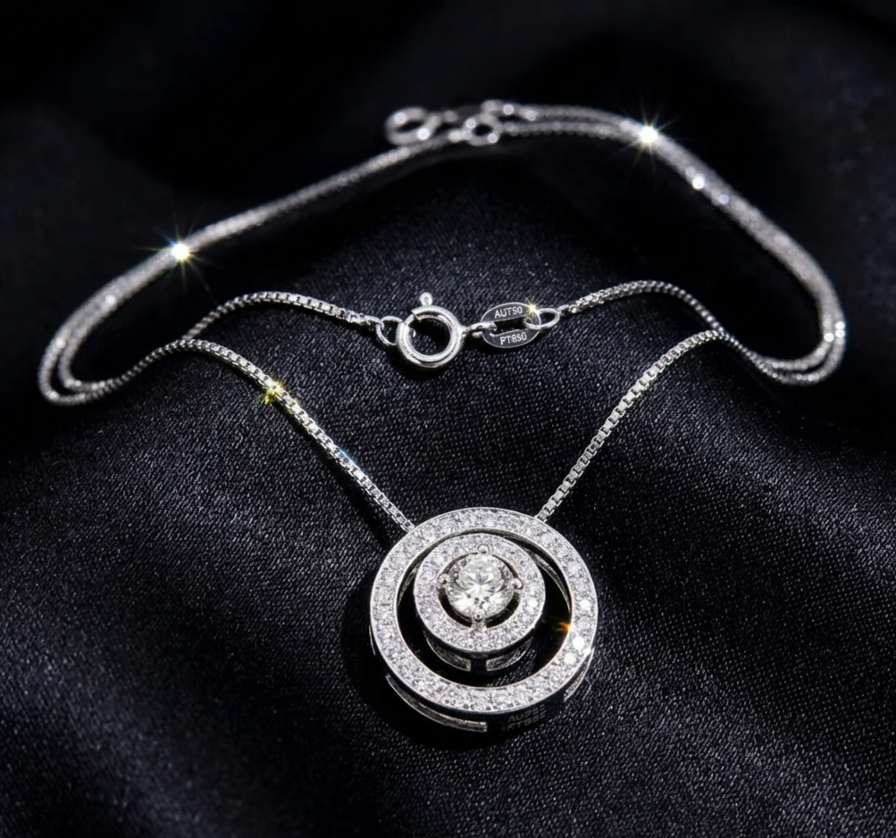 Brilliant diamond necklace