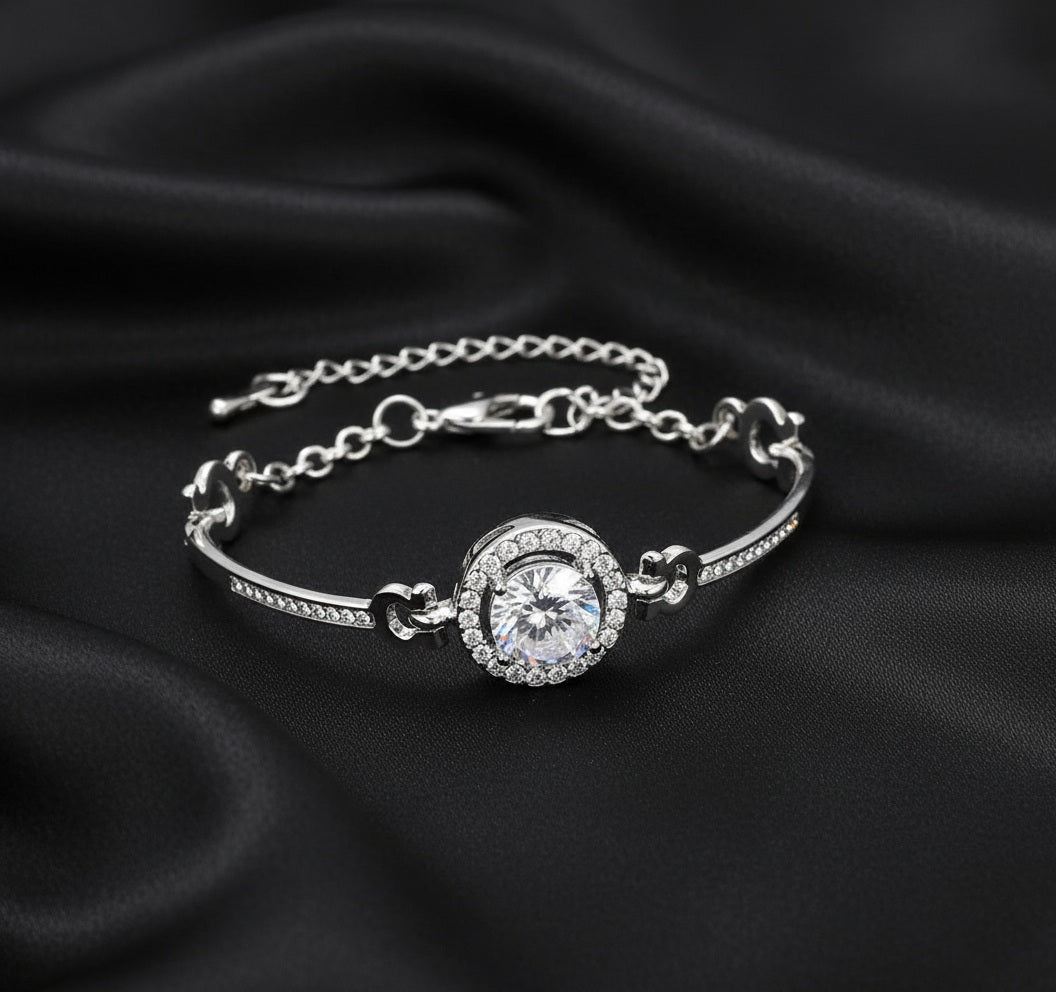 Vintage round bracelet