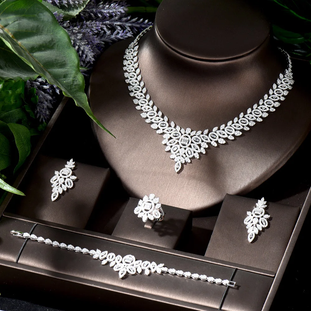 Vintage elegant full set