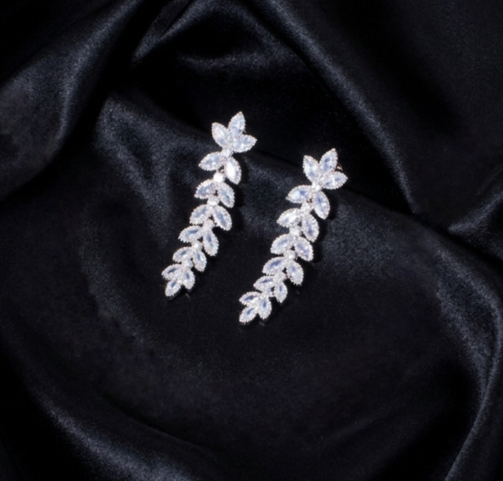 Long leaves earrings