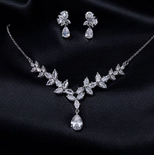 Simple and elegant set